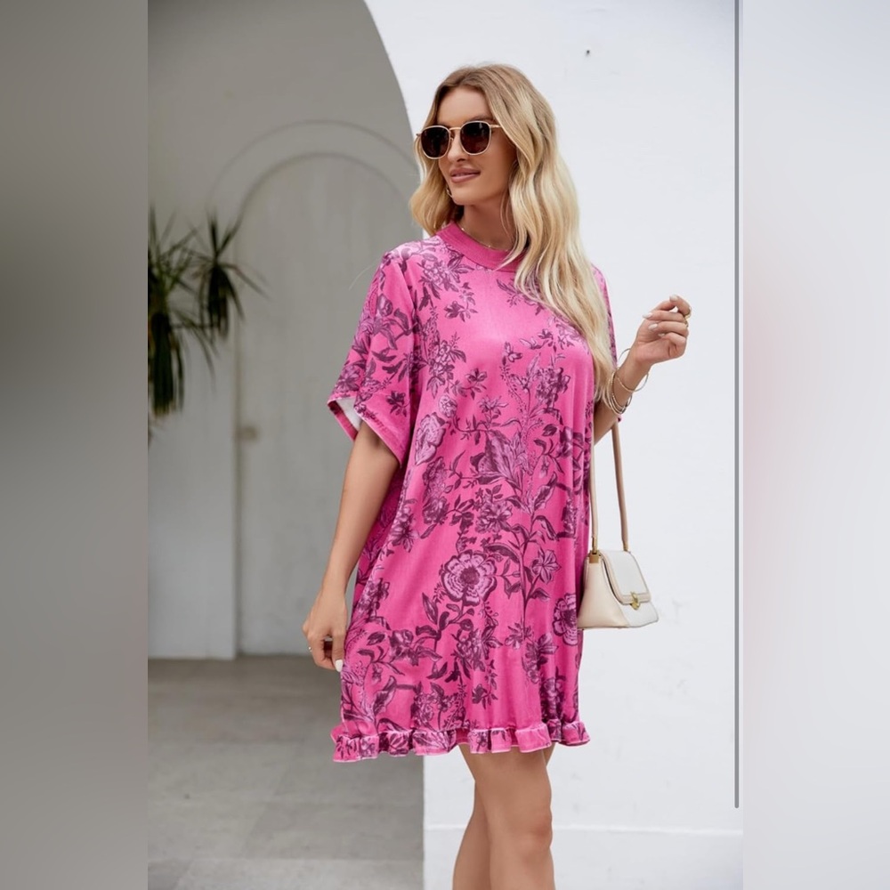 New women’s velvet floral mini dress size M
